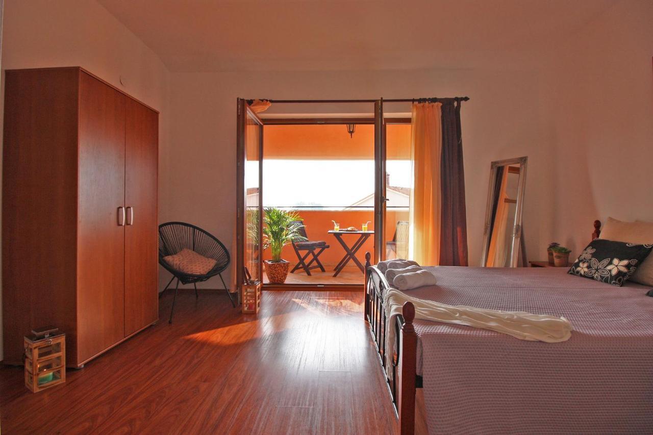 Brijunisol - 3 Apartments Top Position Near The Beautiful Beach Fažana Buitenkant foto