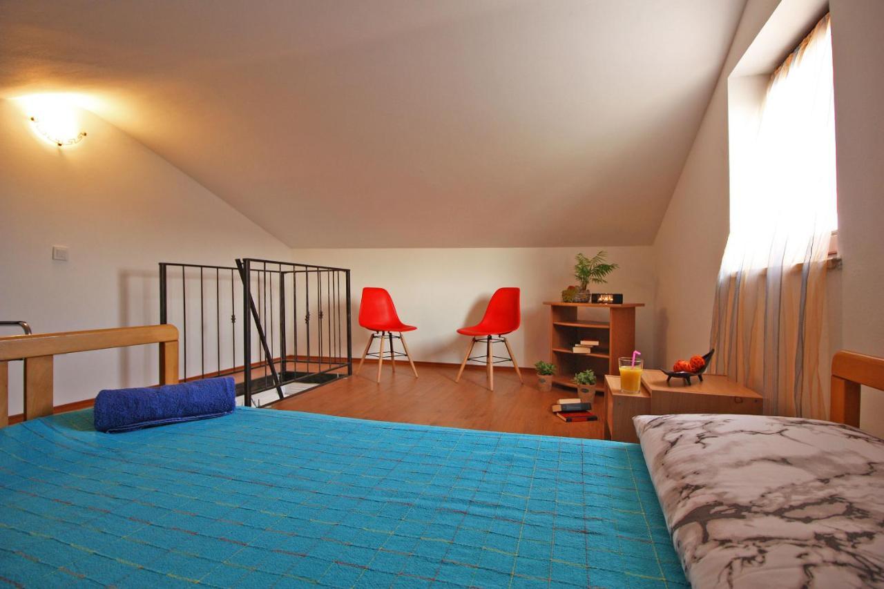 Brijunisol - 3 Apartments Top Position Near The Beautiful Beach Fažana Buitenkant foto