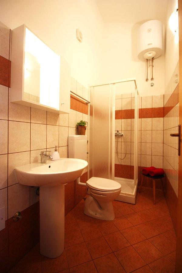 Brijunisol - 3 Apartments Top Position Near The Beautiful Beach Fažana Buitenkant foto