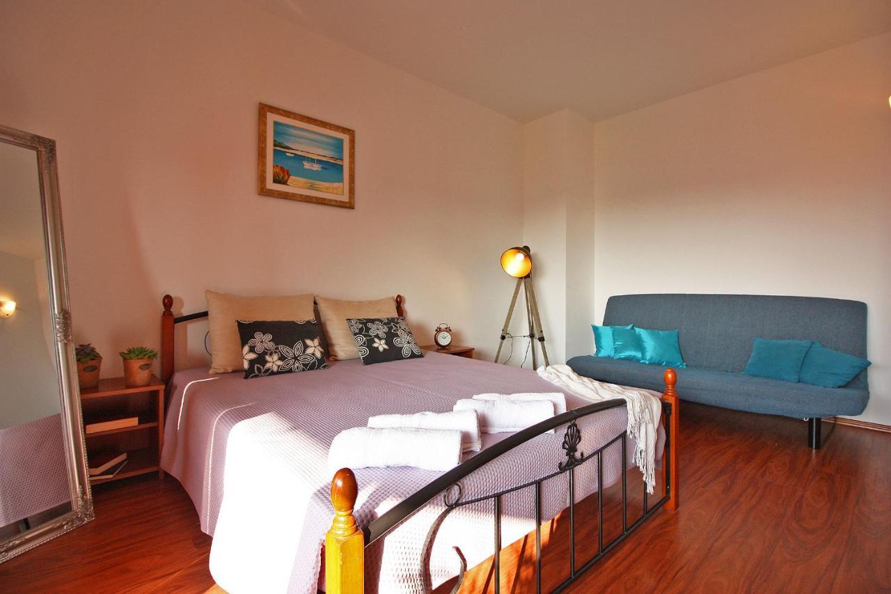 Brijunisol - 3 Apartments Top Position Near The Beautiful Beach Fažana Buitenkant foto